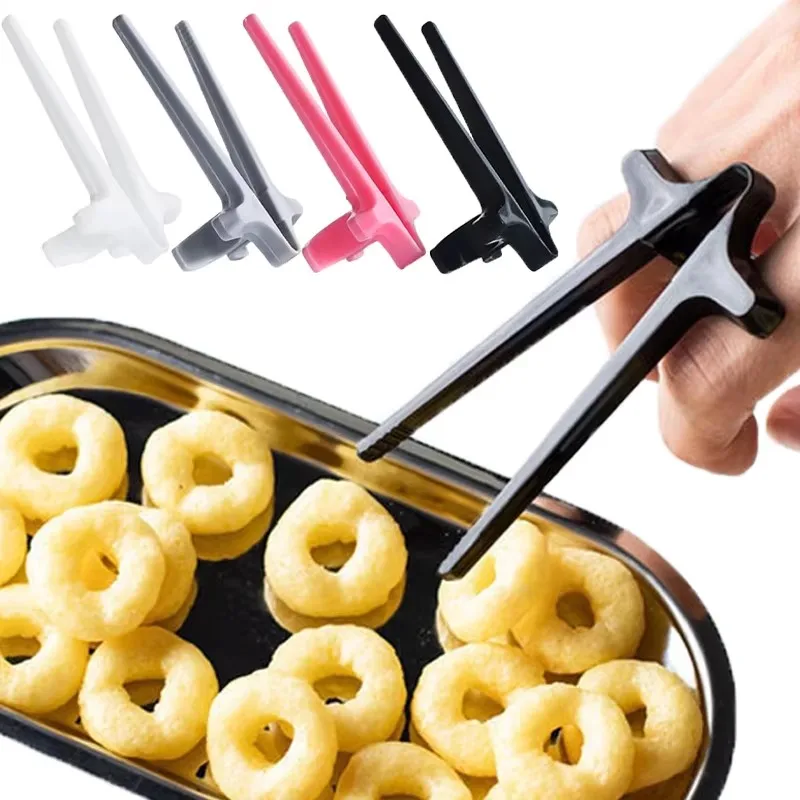 4/8/12pcs Finger Chopsticks Game Player Plastic Snack Holder Game Finger Cover Controller for Kids Training Learning Tool
