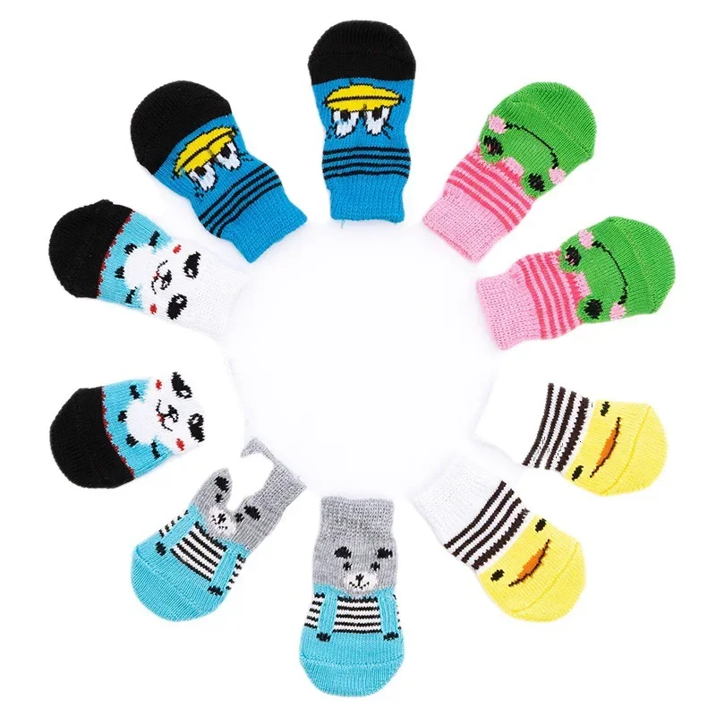 4Pcs/Set Multi-Pattern Pets Dog Socks Anti-Slip Warm Puppy Cat Socks Cute Dogs Socks Pet Accessories