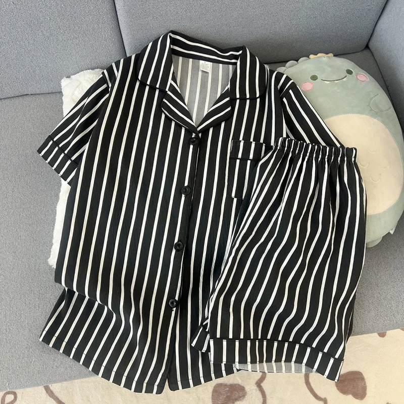 

2Summer short-sleeve cloud cotton pajama set for women, comfortable and trendy, shorts suitable for wearing outside, home wear s