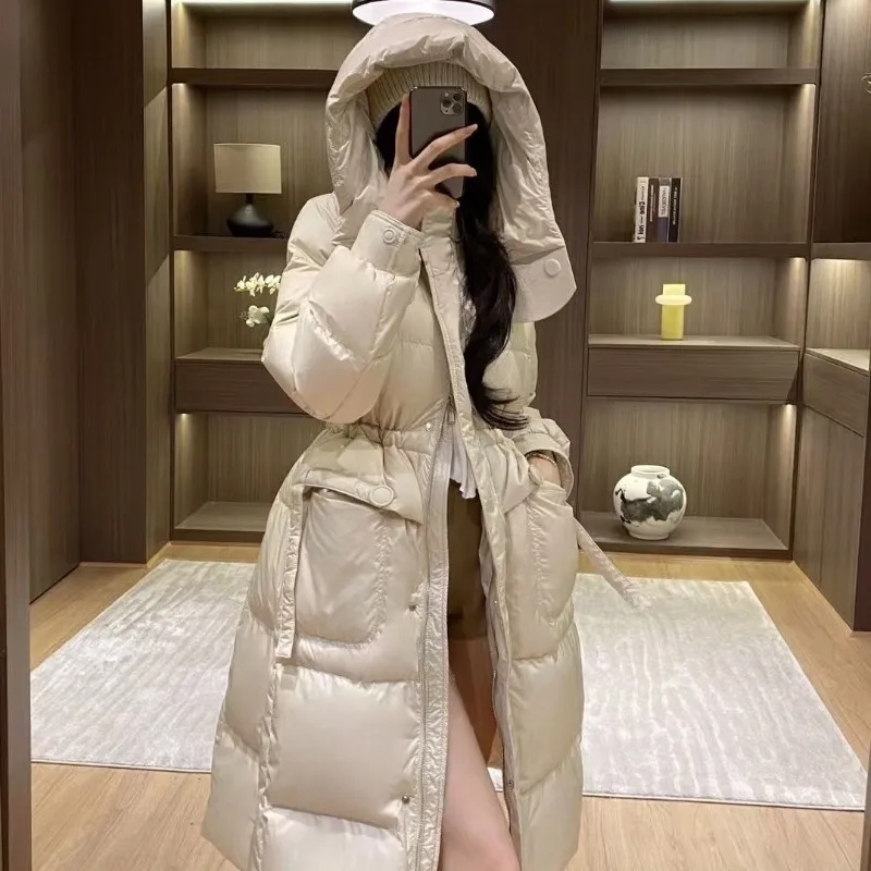 High-end Puffs Light Luxury Hooded Waist Muse Down Jacket Fashionable and Stylish Commuting in Autumn Winter Women's Down Coats