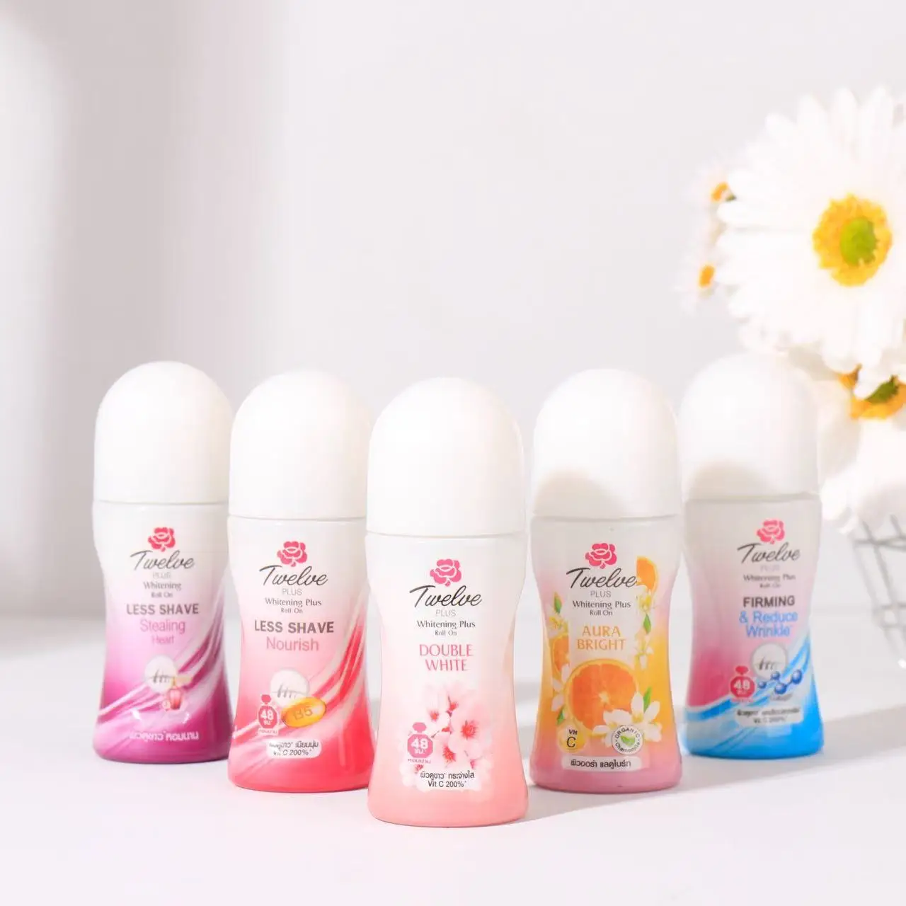thai-twelve-plus-roll-on-deodorant-40ml-floral-scent-long-lasting-freshness-cooling-odor-control-for-underarms