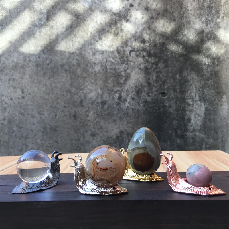 Soporte de esfera de cristal dorado, Metal, plateado, negro, bola en forma de caracol, Base de huevo, soporte de exhibición, decoración del hogar, adornos de escritorio, 4 Uds.