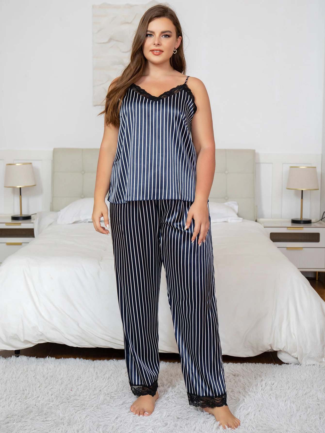 Plus Size Satin Contrast Lace Suspender Top and Pants Pajama Set, Women's Extra Slightly Stretch Elegant Pajama Set