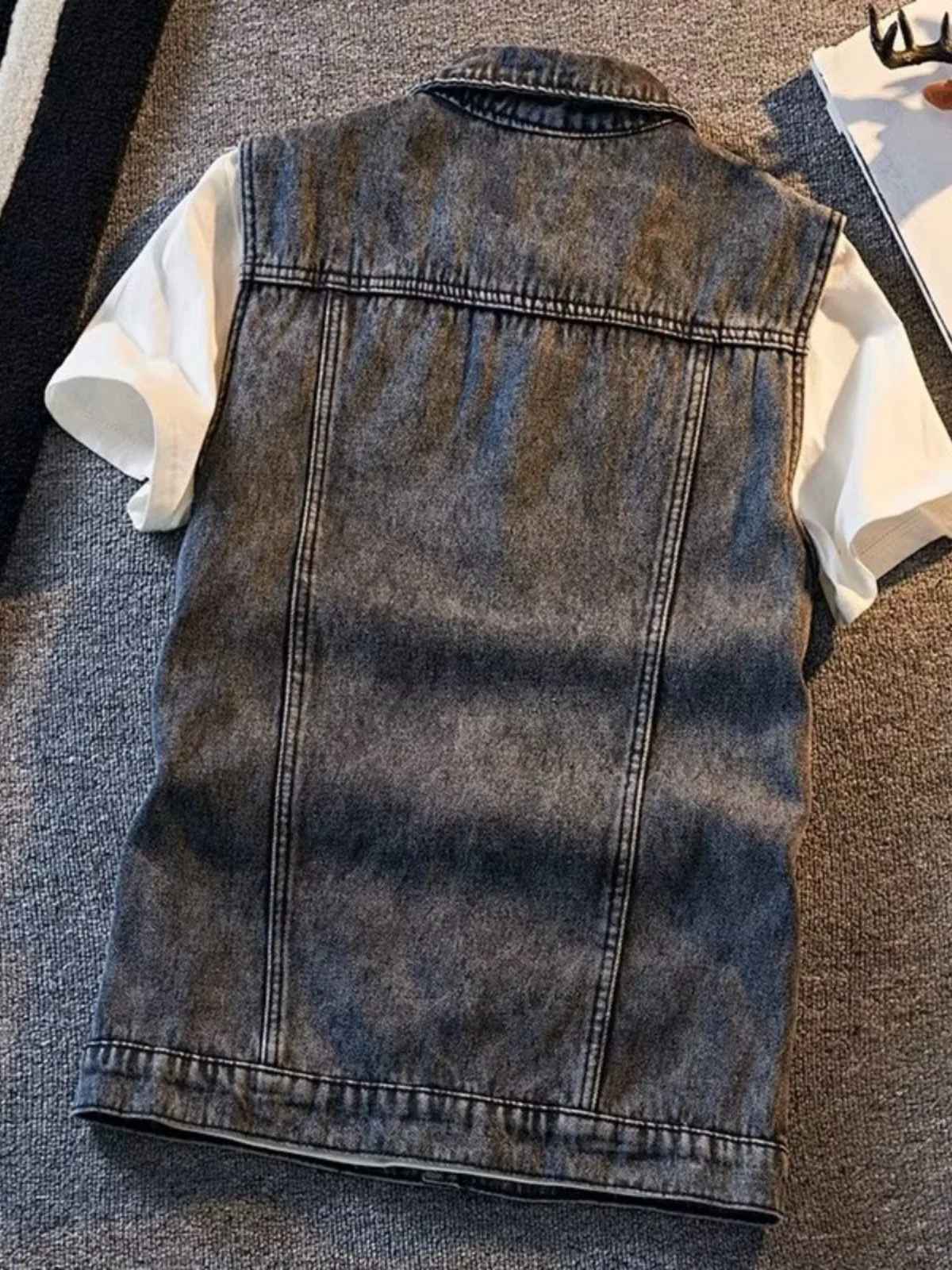 

Retro Hong Kong Sle Fce Lined Thiened Denim Vest Loose Casual Trendy Svel oulder Pad Men's Jaet Outerwear