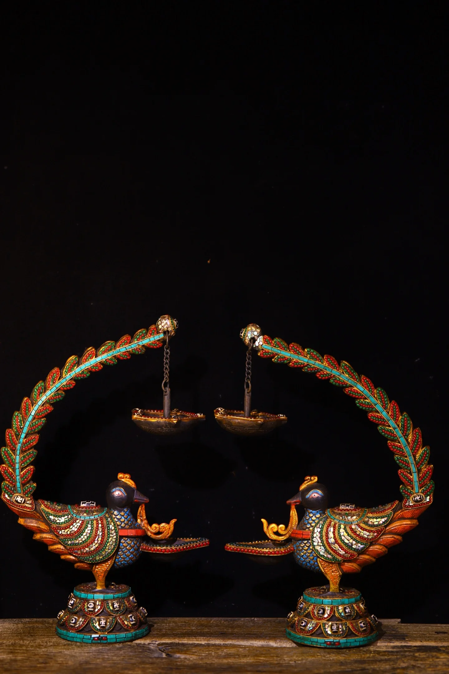 Old Lima Copper Painted Mosaic Gem gZi Beads Turquoise Phoenix Buddha Bird Carrying an oil lamp Candlestick A Pair Worship Hall