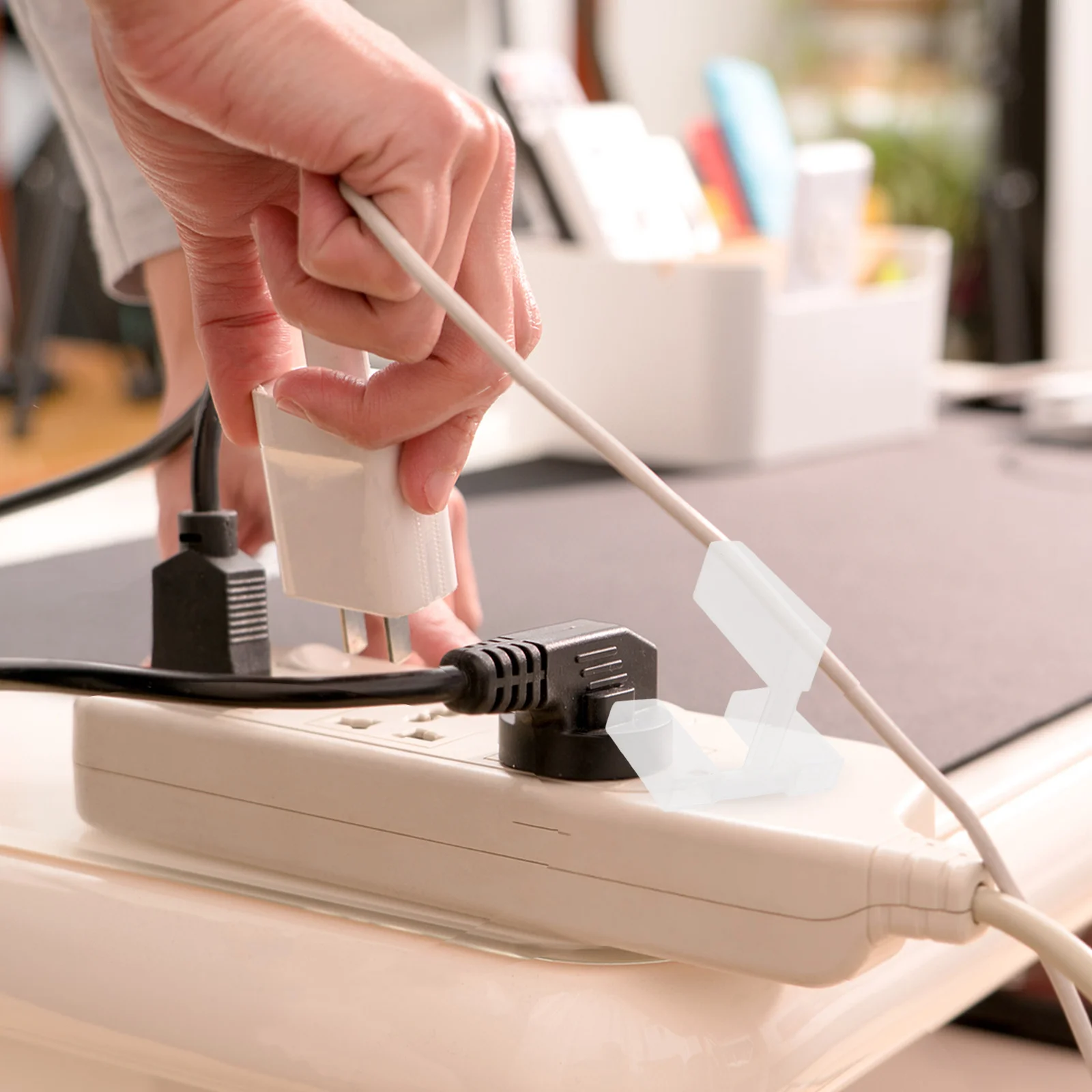 

100 pcs Plug Protective Covers Clear Electric Outlet Socket Protector Dust Proof Safety Cover For Home Office Garage Use