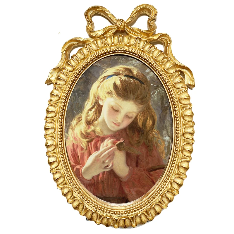 

5x7 Oval Gold Ornate Textured Hand-Crafted Resin Picture Frame With Easel For Tabletop Old Fashioned Ribbon Photo Gallery Art
