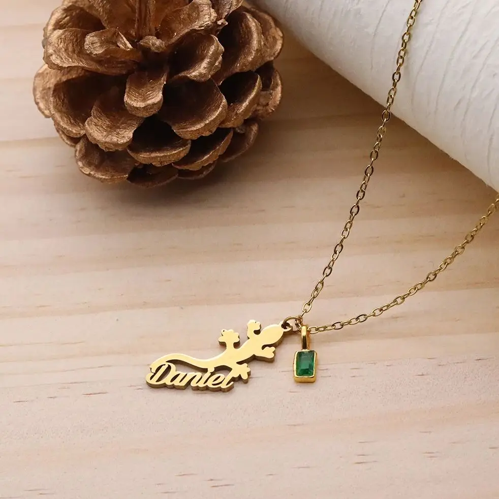 

Ожерелье Chandler Custom Name Lucky Lizard Gecko для женщин, цепочка из нержавеющей стали, украшение с изображением рептилии