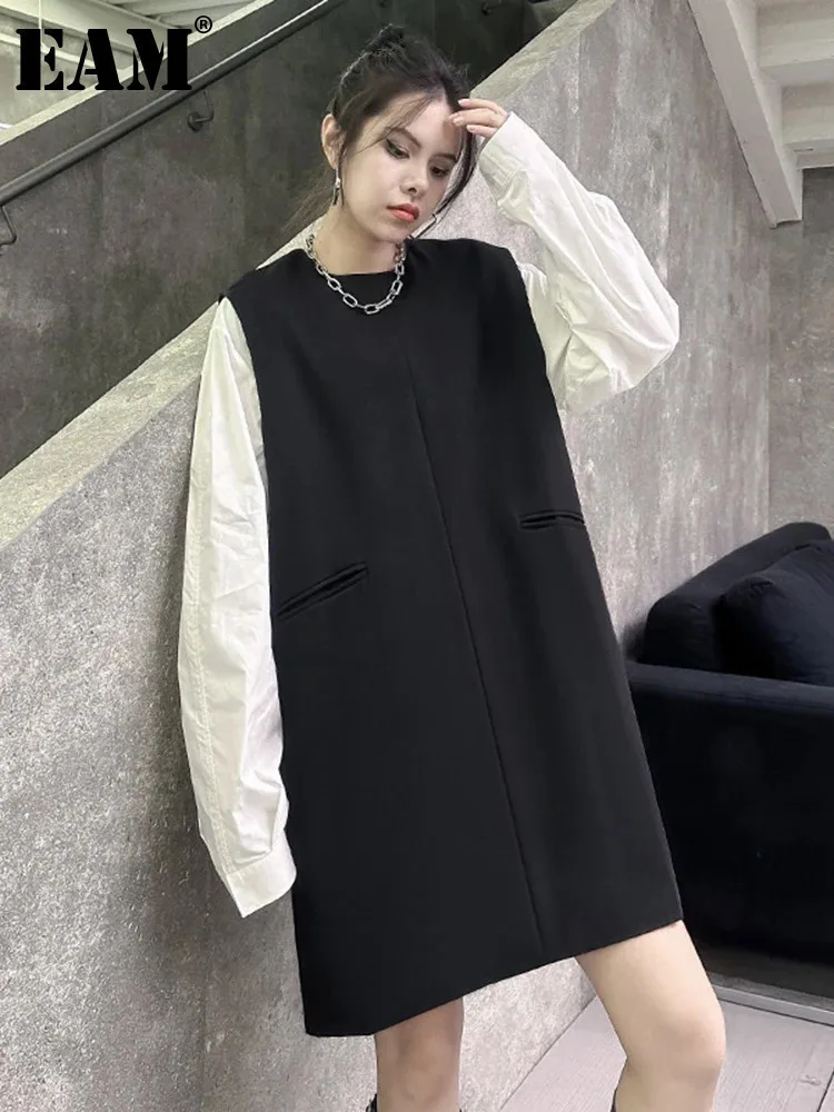 [EAM] Women Black Color-block Pocket Big Size Mini Dress New Round Neck Long Sleeve Fashion Tide Spring Autumn 2024 1DH4589