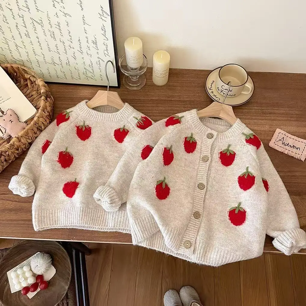Korean Version Girls 2025 Autumn New Fashionable fashionable Knitted Cardigan Jacket Children Strawberry Jumper Coat Autum