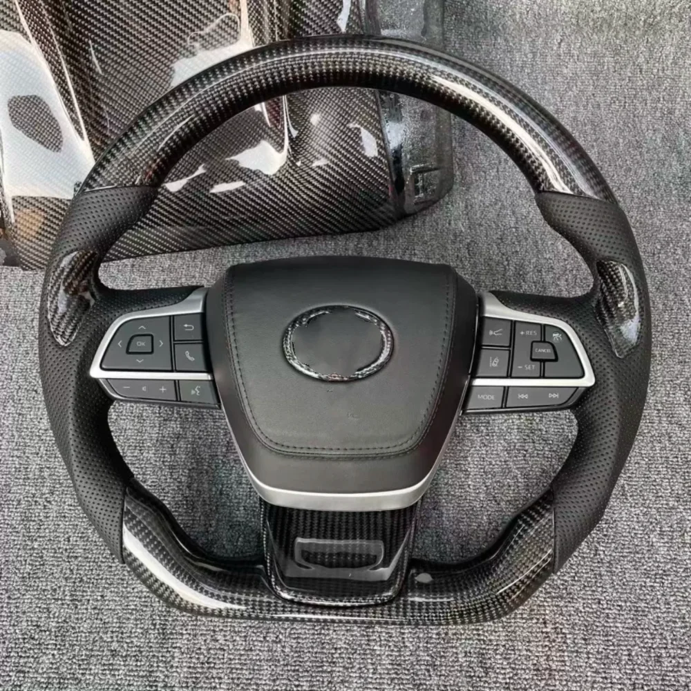 For The Toyota Sena Highlander carbon fiber steering wheel is suitable for Crown land-released Gravvia carbon fiber modification