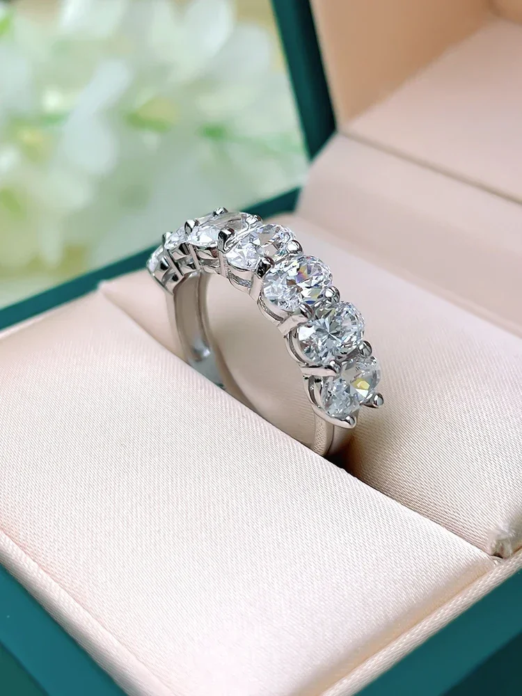 New Fashion and Personalized Versatile 925 Sterling Silver High Carbon Diamond Wedding Simple Ring Jewelry for Women