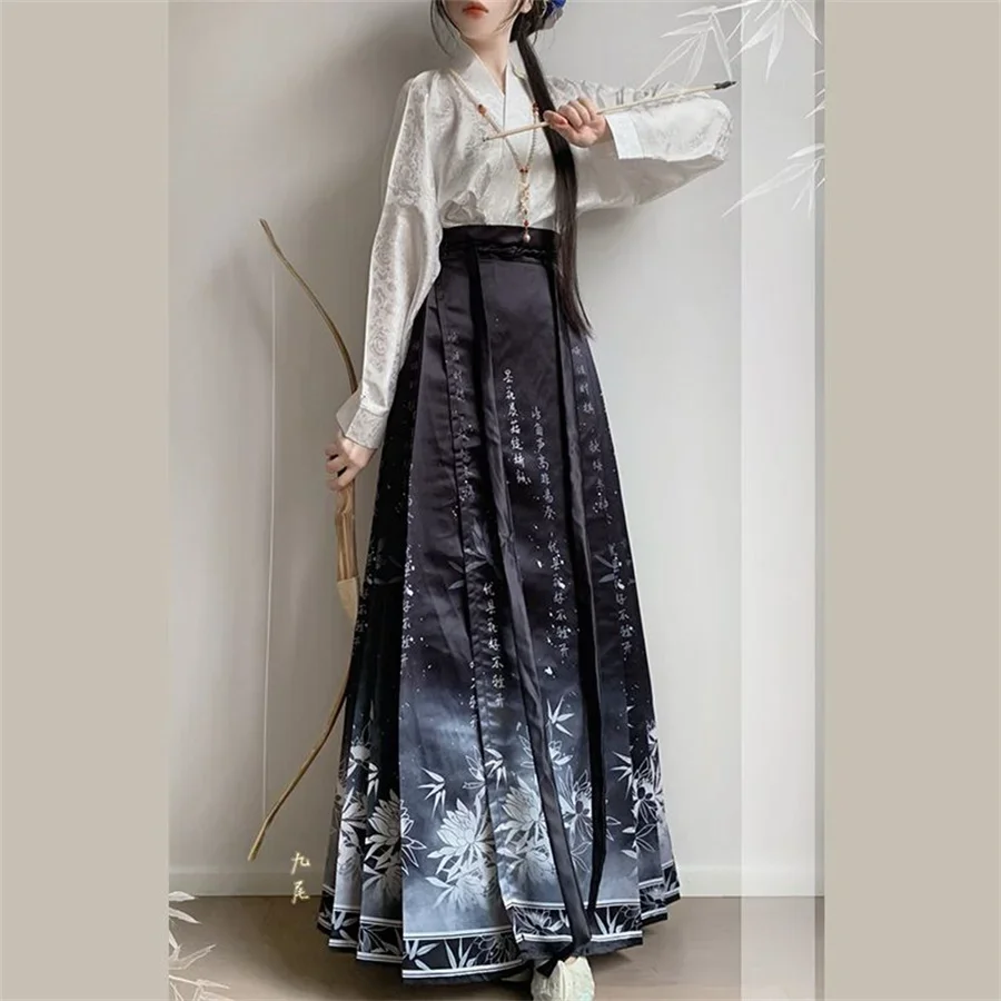 2025Jupe Hanfu de Style chinois, костюм laastie Mamianqun Ming, tissage doré ou imprimé, jupe visage de cheval