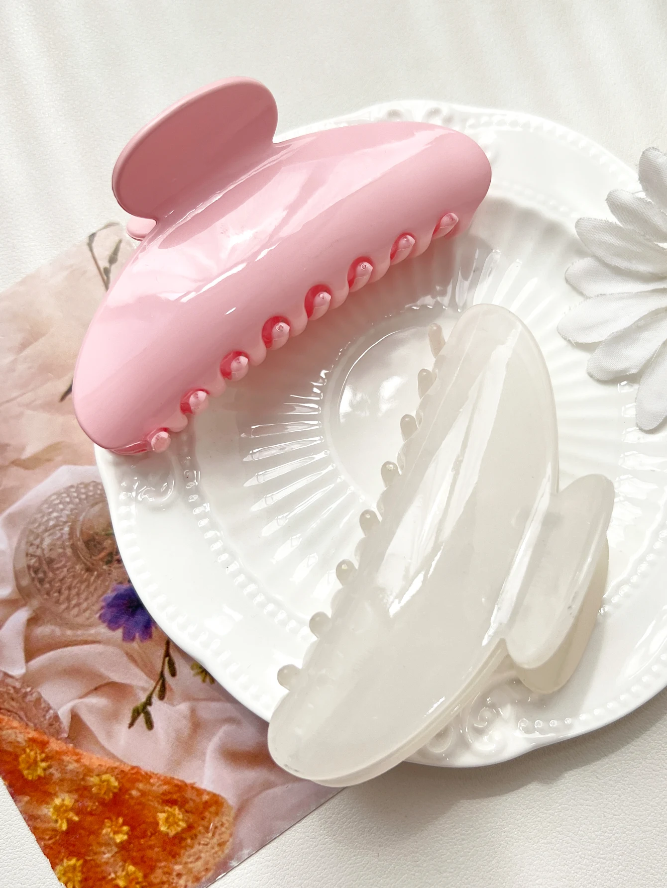 Large French Solid Color Semicircle Sweet 4.1 In Hair Claw for Women,Elegant Headwear Shark Clip Barrette Hair Accessories image 2