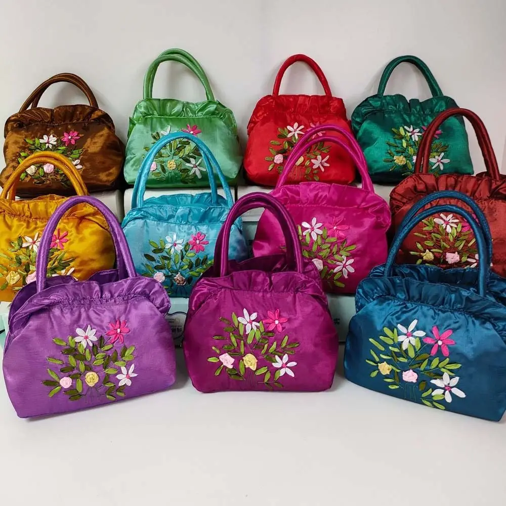 

Ruffle Embroidery Flower Handbag Leaf Satin Silk Zipper Flower Wrist Bag Mommy Bag Hanfu Storage Bag Ethnic Style Tote Bag