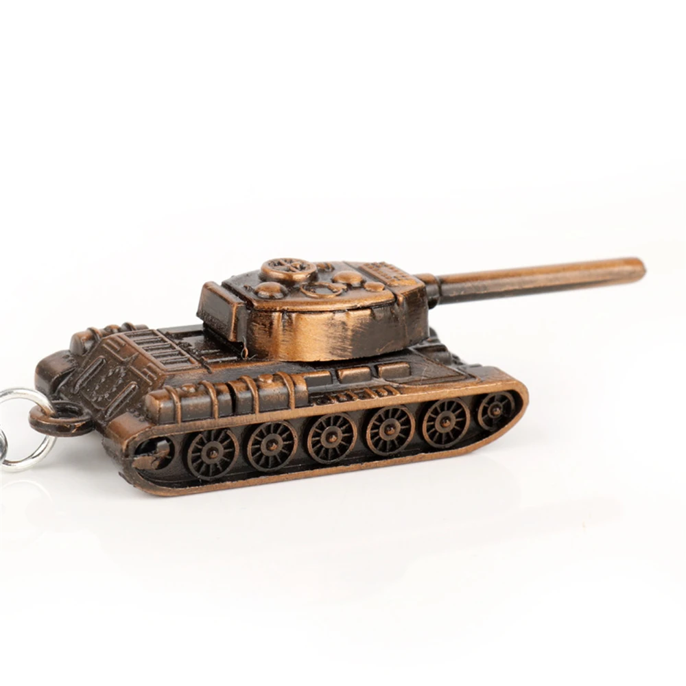 Metal World Of Tanks Keychains Punk Weapon Model Pendant Keyring for Men Car Key Chain Backpack Decor Kids 3D Toy Gifts