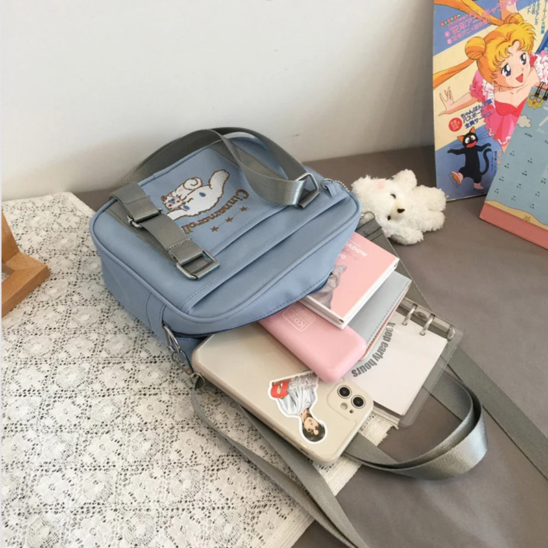 MINISO Cartoon śliczna haftowana torba na ramię cynamonowy pies torba płócienna modna torba typu Crossbody damska mała torba kwadratowa torebka