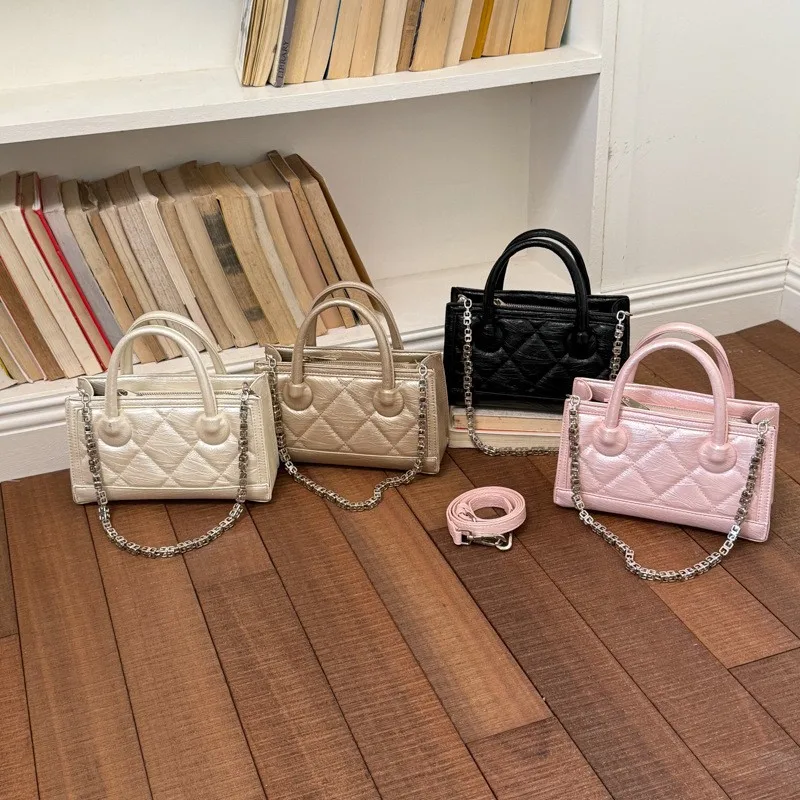 ファッショナブルなダイヤモンド柄チェーンストラップミニバッグ-レディースハンドバッグ-クロスボディバッグ-スタイリッシュで多用途な小さめスクエアバッグ-2026年夏向け
