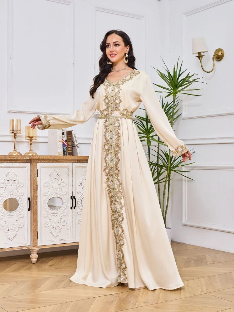 Embroidered Party Dress for Women Abaya Muslim Dubai Long Sleeve Eid Party Abayas Ramadan Caftan Jalabiya Dresses Vestidos 2023