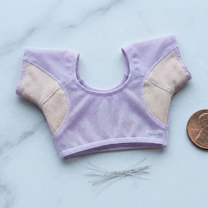 

Быстросохнущая сетчатая футболка для женщин с прозрачными вкладышами от пота подмышками, без запаха, для школы, работы и занятий спортом