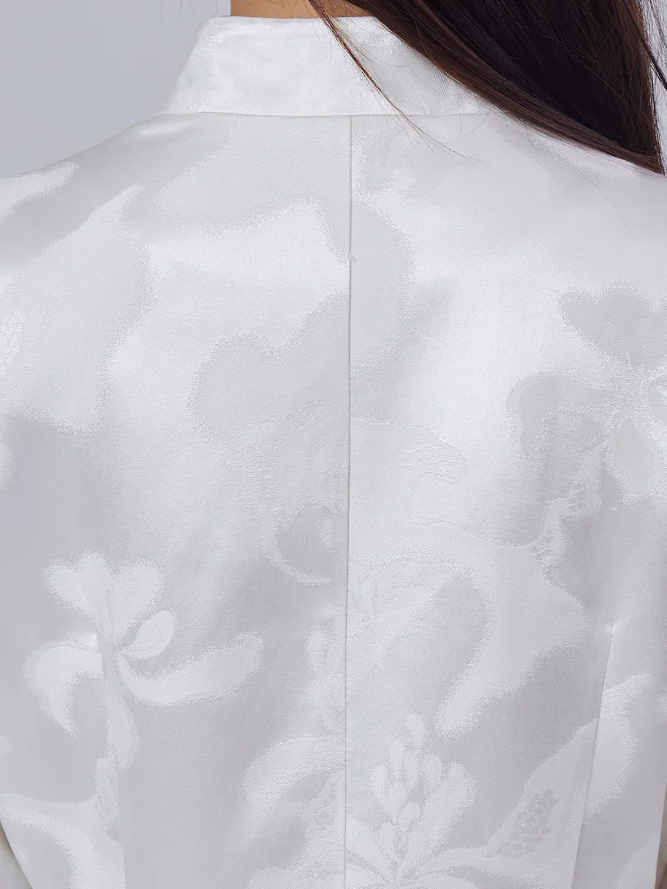 VOA-Jacquard Crêpe Lourde Soie, Revers Plissé, Un Bouton, Mûrier Blanc, Court CoatWE366, Automne et Hiver