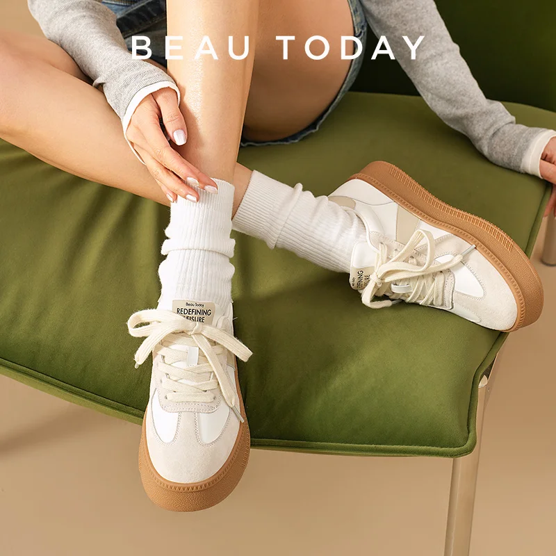 Stylish Women's Suede Leather Lace-Up Sneakers - Handmade Flats