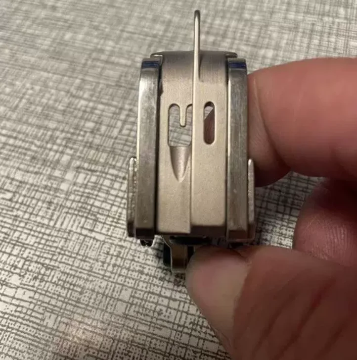 High and low professional centering stop presser foot in the car 5.6 needle pitch