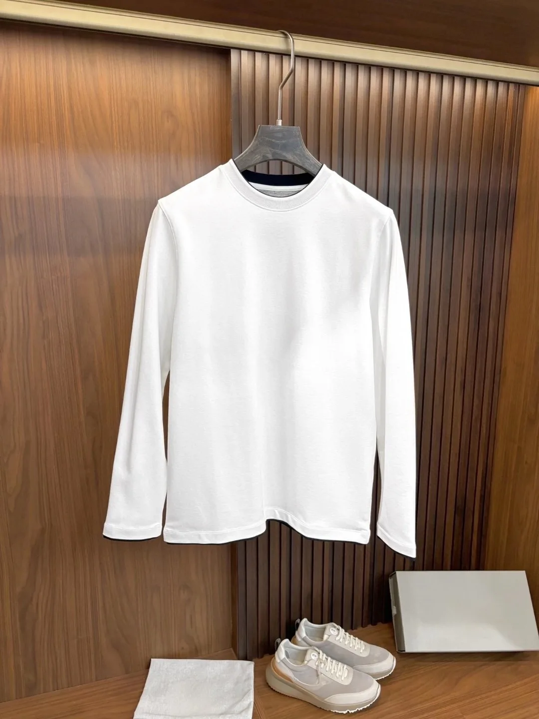 

Итальянская мужская повседневная футболка Long Sve с двухслойным воротником, модальная хлопковая основа, осенне-зимняя мода для среднего возраста...