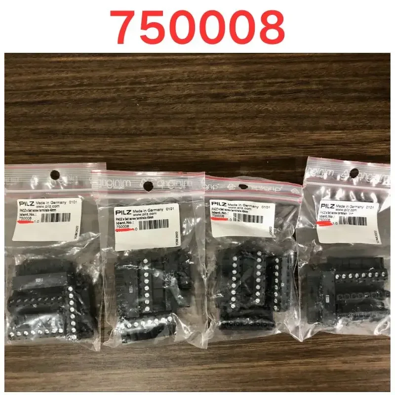 

Совершенно новая клемма проводки контроллера безопасности PILZ 750008,
