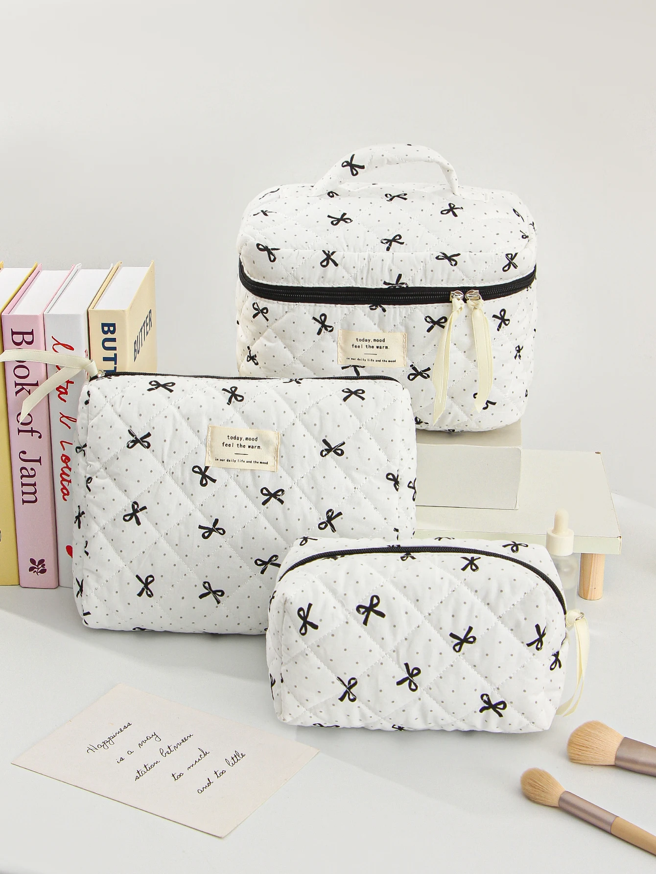 1pc/set Bow Quilted Makeup Bag, Holiday Essential Makeup Bag, Multi-function Portable Makeup Bag, Holiday Gift Makeup Bag