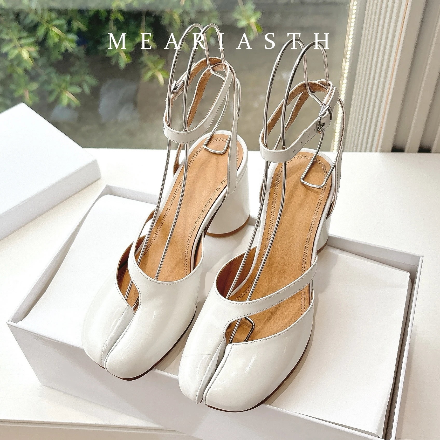 

Женские сандалии таби на толстом каблуке и платформе с раздельным носком, дизайнерские туфли Мэри Джейн с перекрестными ремешками, на высоком каблуке, лето 2026, большие размеры