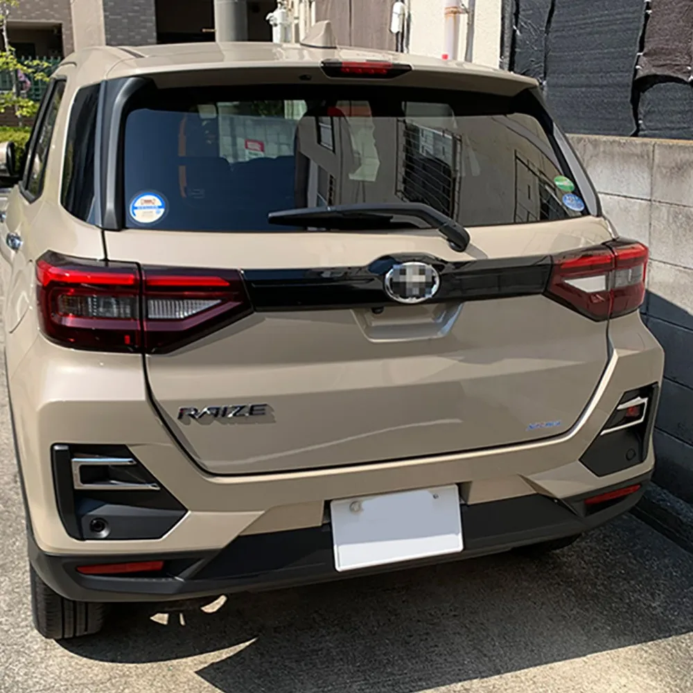 Car Exterior Trim For Toyota Raize A200A 210A 2019 Stainless Steel Chrome Rear Reflector Garnish Car Styling accessorie Stickers