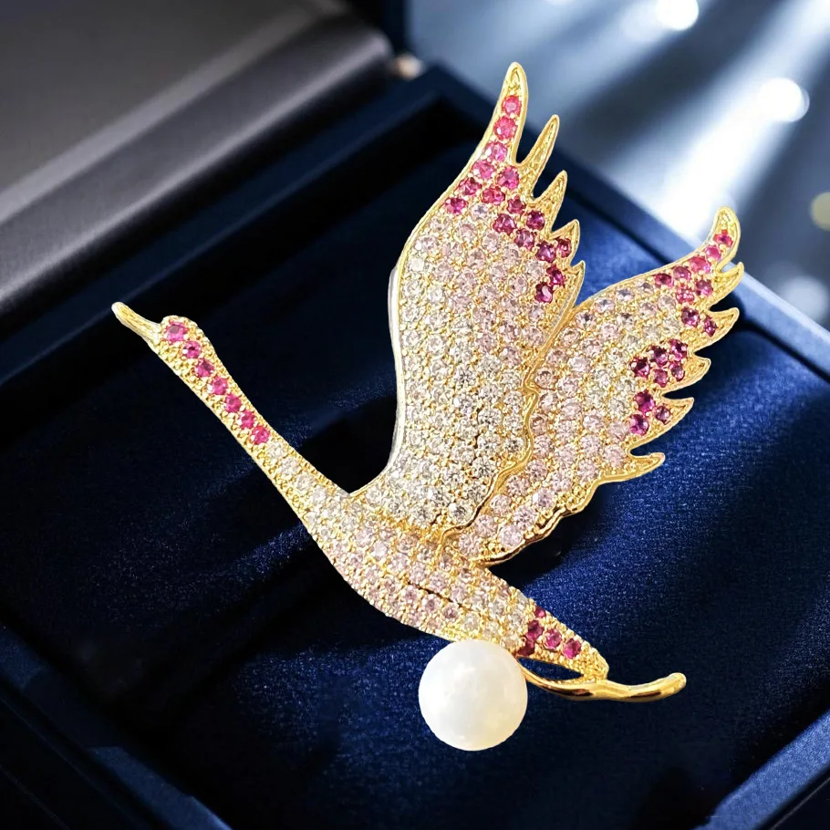 Elegant Atmosphere Gradual Change Color Zircon Geese Brooches Freshwater Pearl Ethnic Style Coat Accessori Women Animal Corsage