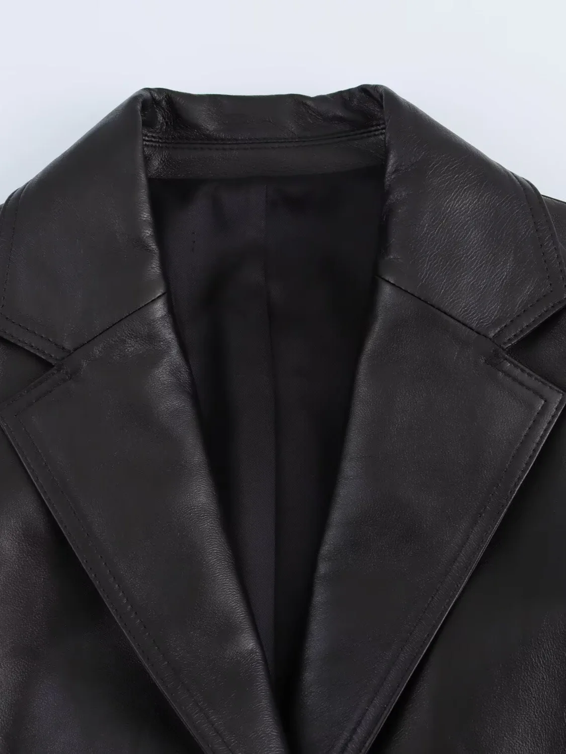 春秋の新作無地PUジャケットファッションシングルブレストポケットイミテーションレザースーツコート欧米風レディースウェア