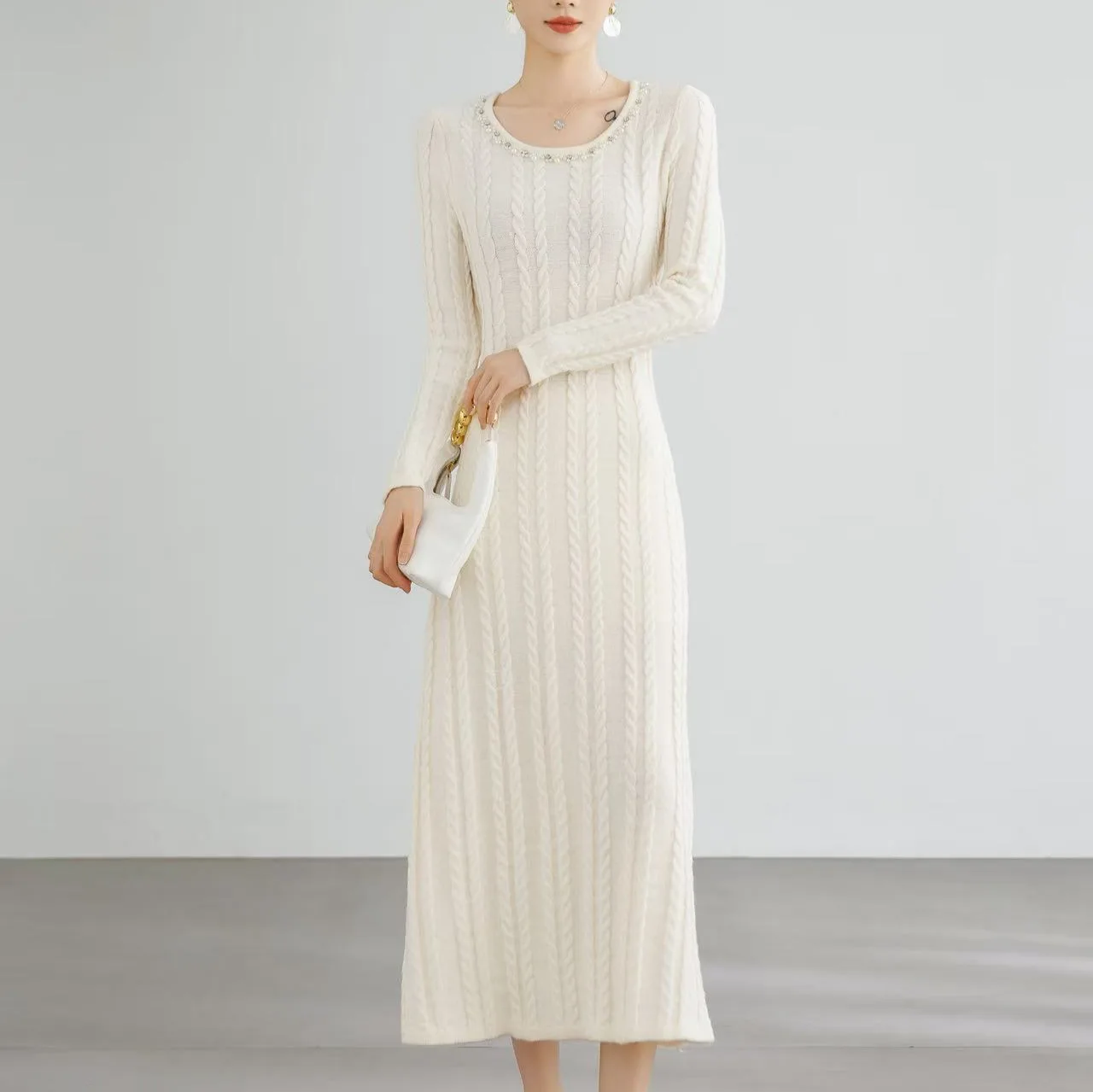 Vrouwen Gebreide Jurk Koreaanse Ronde Hals Nagel Kraal Gebakken Deeg Twists Trui Jurken Herfst Winter Nieuwe Stijl O-hals Taille Slim Fit