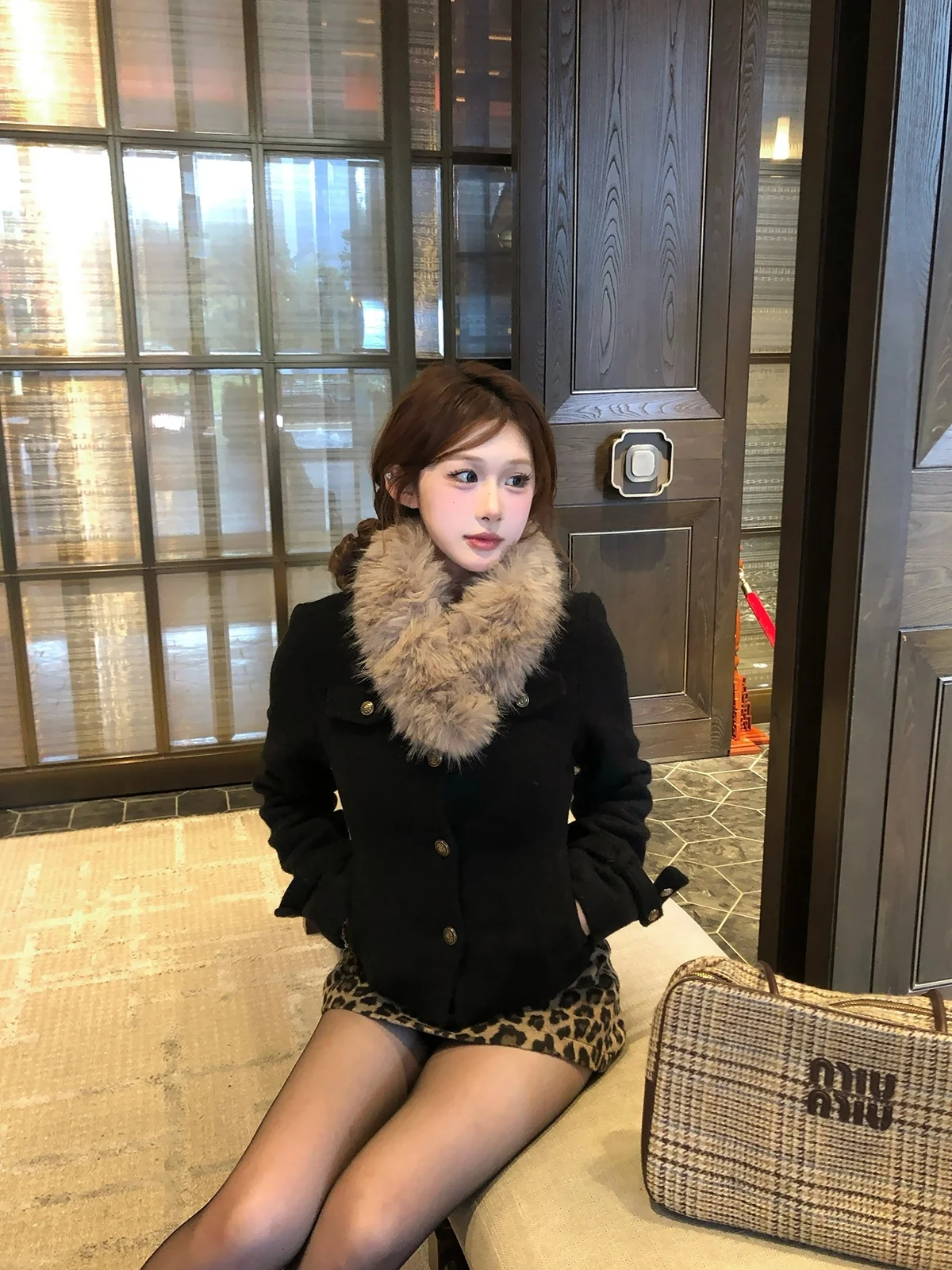 

Пальто с отстегивающимся меховым воротником на одной пуговице, осенне-зимний комплект с юбкой с леопардовым принтом, женский модный теплый утолщенный комплект с длинными рукавами