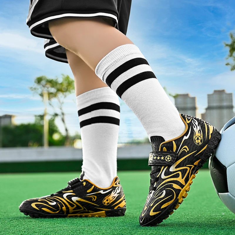 

Новые детские футбольные бутсы для быстрого футзала, сверхлегкие тренировочные профессиональные нескользящие футбольные бутсы с шипами для мальчиков TF/FG