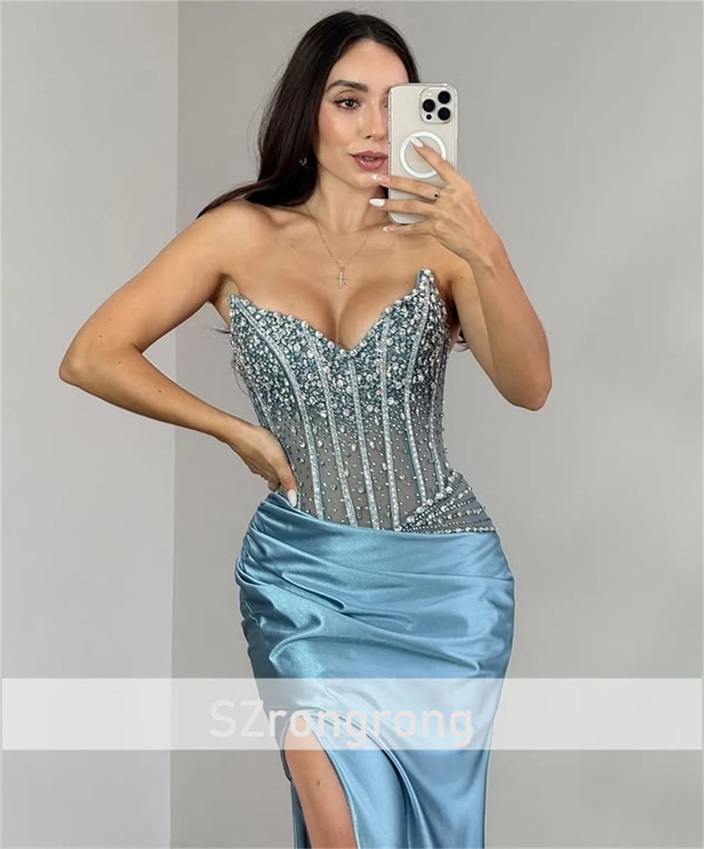 Glamoroso vestido de fiesta con corsé de cristal y cuentas de satén sin tirantes, vestido de noche sin espalda de sirena con abertura lateral y tren de barrido