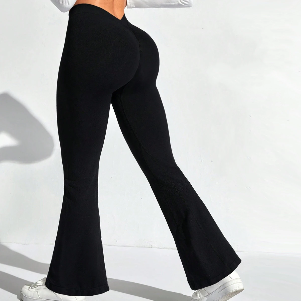 Leggings svasati da donna con retro a V Pantaloni da allenamento fitness da palestra Pantaloni da yoga Scrunch Allenamento sportivo Collant per il sollevamento del sedere Abbigliamento sportivo