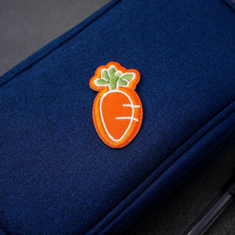 Carrot (Size:3.0X5.5cm) DIY Cloth Badge Embroidered Applique Sewing Patch Clothes Stickers Garment Apparel Accessories