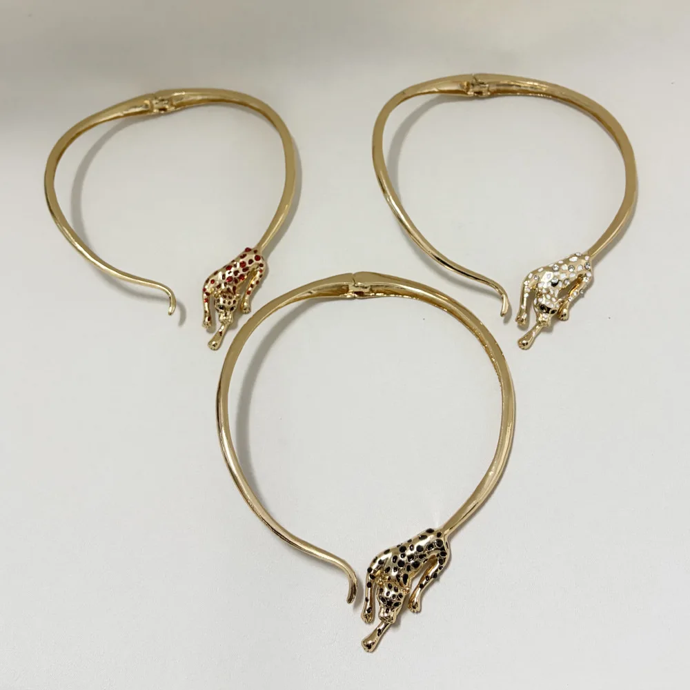 Vintage Oil-dropping Leopard Collar Torques for Women Gilrs Heavy Duty Open Collarbone Necklace Jewelry Accessories