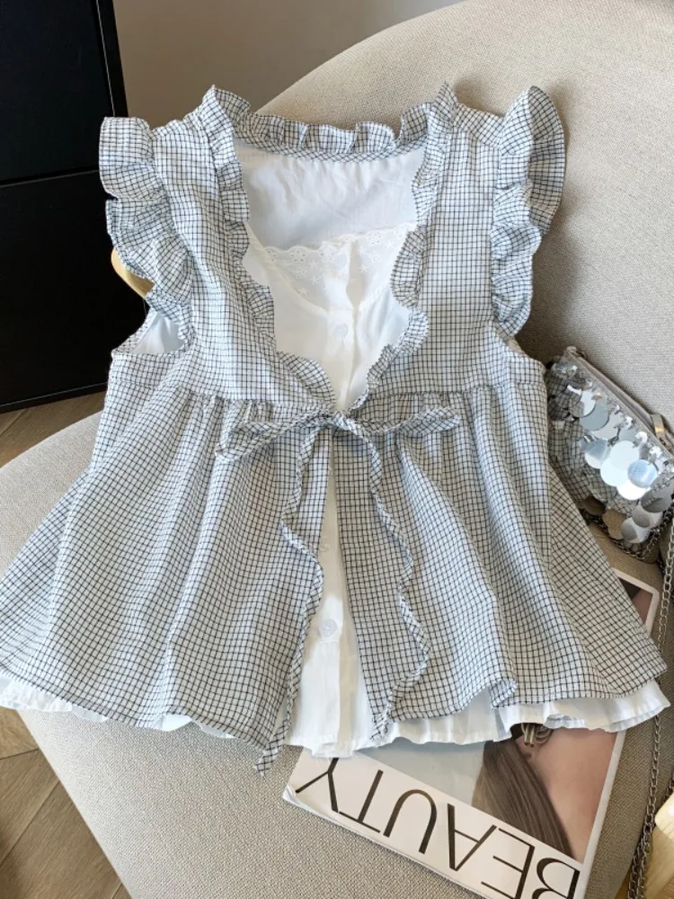 Damska letnia luźna bluzka typu doll irt z drewnianymi szelkami, imitacja dwuczęściowej, oddychająca, cienka, koreańska, prosty krój, casualowa bluzka.