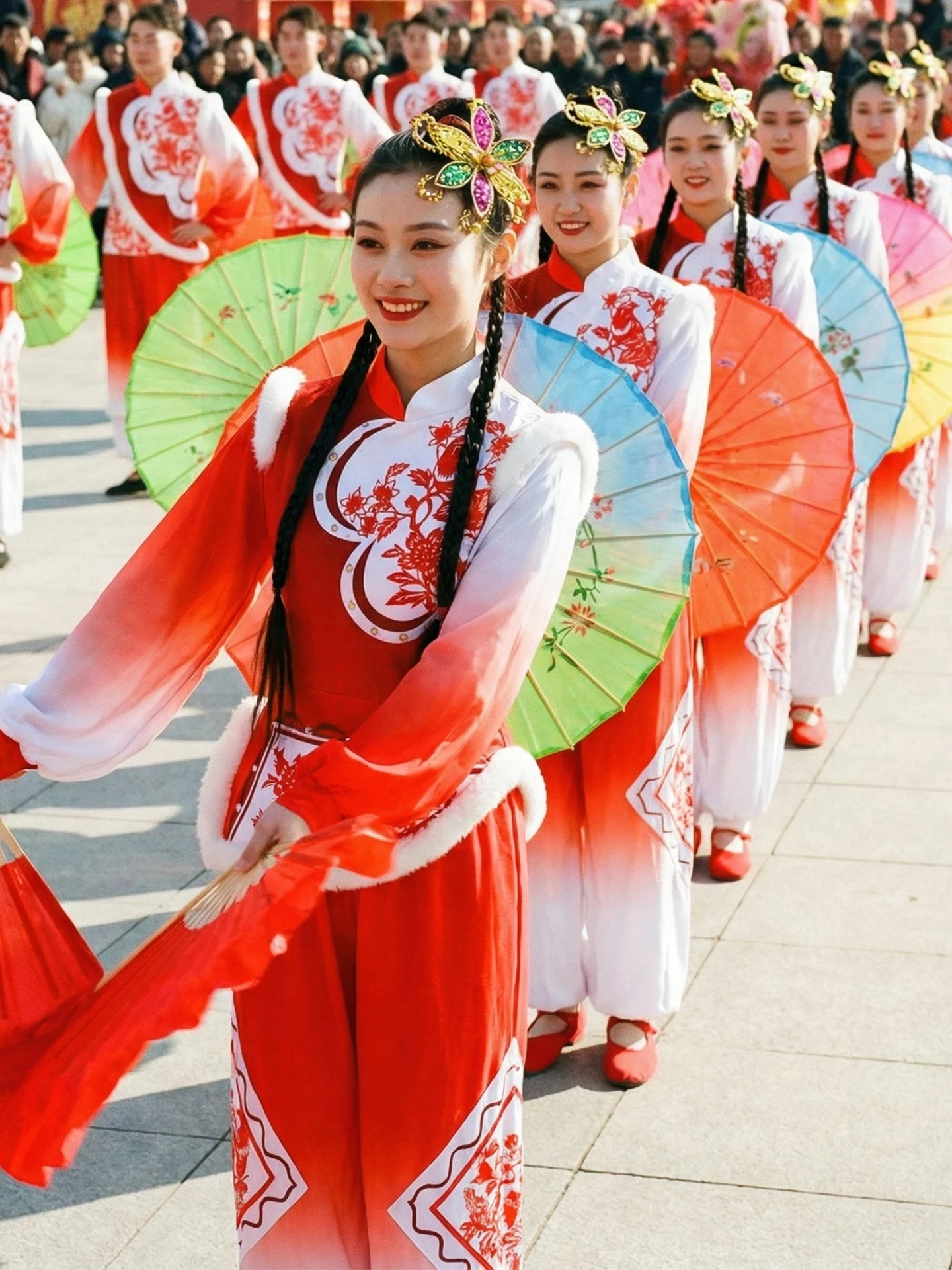 

2026 New Northeast Jiaozhou Yangge Dance Costume Adult Men Women Lion Dance Drumming Waist Drum Celebration Performance Outfit