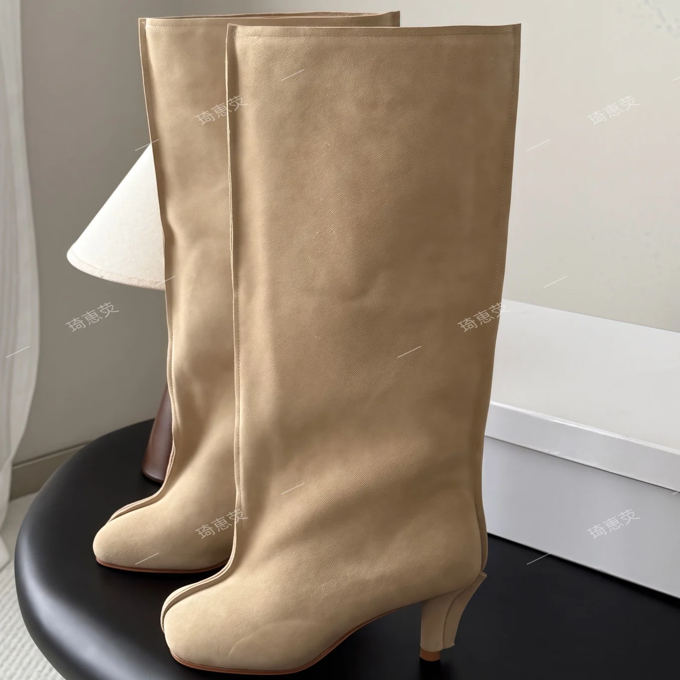 Genuine Leather Niche Design Slim-Fit Breathable Figure-Flattering Stacked Heel Horseshoe Toe Split-Toe Riding Boots Botas Mujer