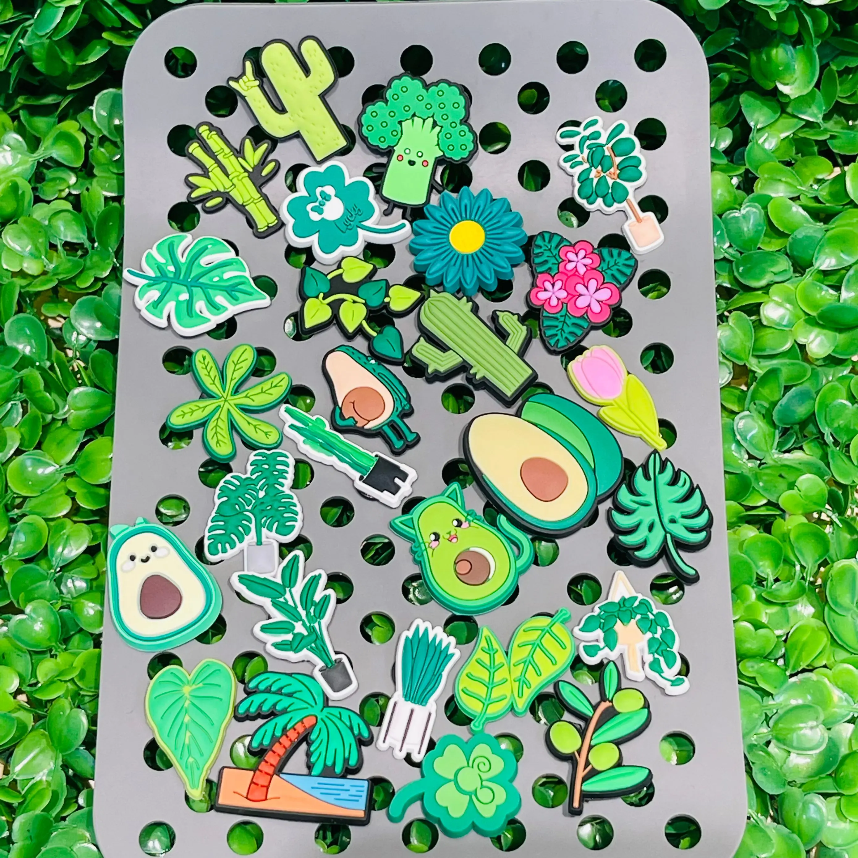 13-27Pcs Mushroom Grape Avocado PVC Green Series Shoes Buckle Charms Frog Sandals Decorations DIY Bracelet Holiday Gift