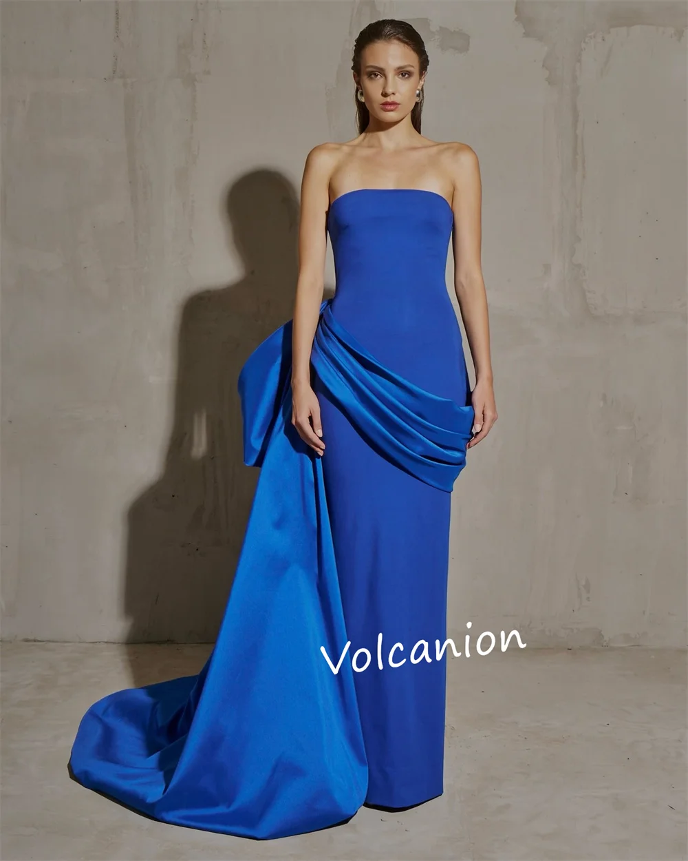 ที่กําหนดเองเจอร์ซีย์จีบ Draped Strapless ตรงชุดยาว Bespoke โอกาสง่ายประณีตคุณภาพสูงชุดราตรี