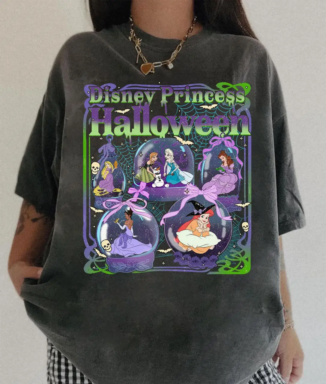 Princesa Bruja Coqueta de Halloween Camiseta con lazo de Halloween Blancanieves Ariel Jasmine Camiseta unisex para las cuatro estaciones