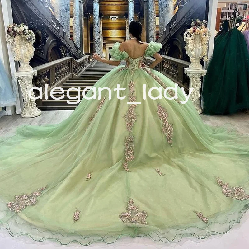 Vestidos de Quinceañera de princesa Verde menta, hombros descubiertos, apliques de encaje, cuentas escalonadas, mascarada, dulce 15 vestidos de fiesta