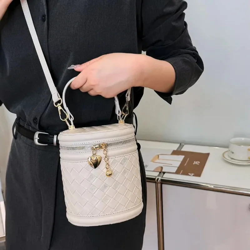 

Women's New Luxury Woven Bucket Convertible Crossbody/Handheld Bag - Solid Color Minimalist Commute Daily Essentials for Ladies