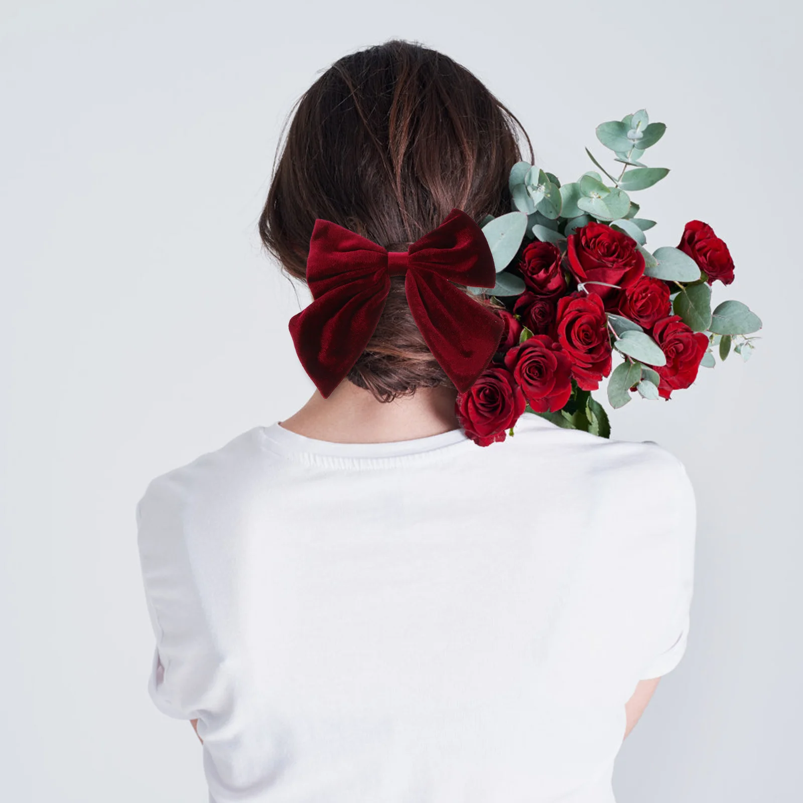 

4Pcs Large Bow Hair Clips Cute Decorative Hair Accessories Lightweight Clips for Girls Birthday Party Stage Performance Charming